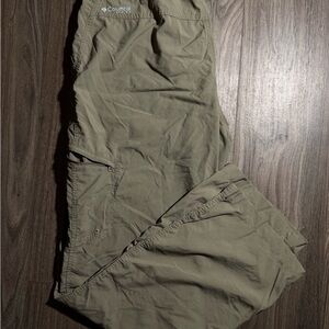 Columbia Women's Olive hiking Pants